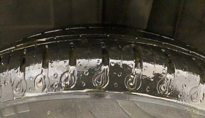 2021 Renault Kwid RXT 1.0 (O), Petrol, Manual, 18,502 km, Left Rear Tyre Tread