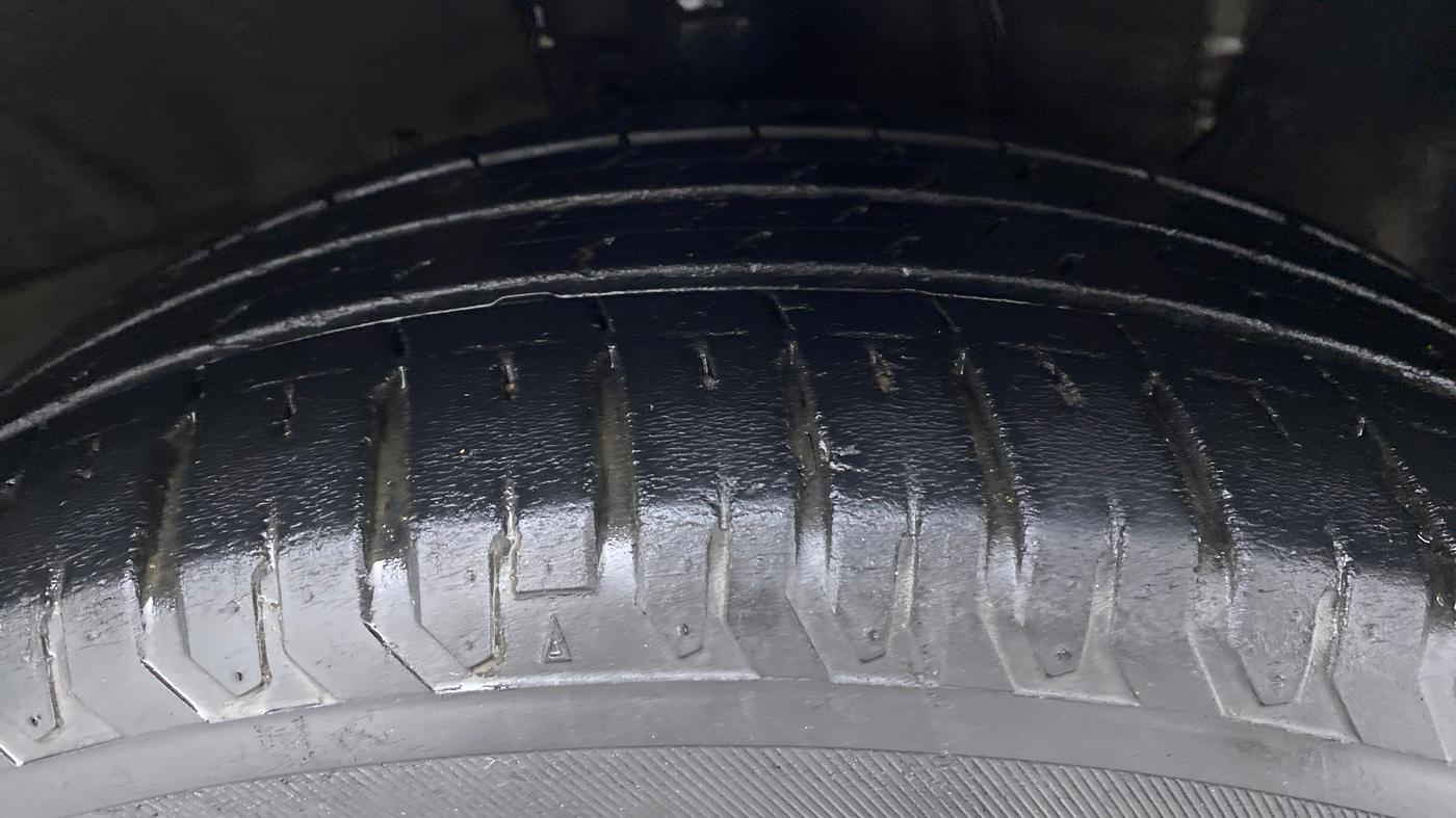 2019 Hyundai Verna 1.6 SX VTVT AT (O), Petrol, Automatic, 31,605 km, Right Front Tyre Tread