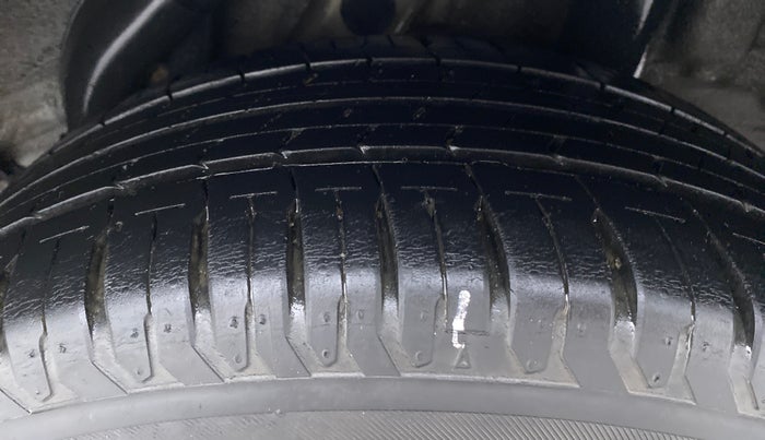 2019 Hyundai Verna 1.6 SX VTVT AT (O), Petrol, Automatic, 31,605 km, Left Rear Tyre Tread