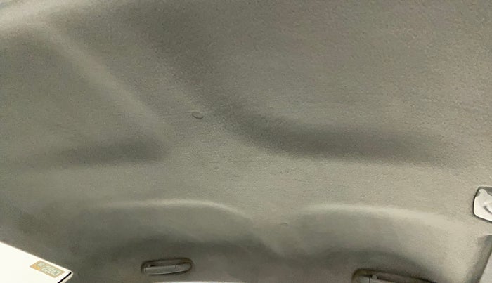 2011 Toyota Etios G, Petrol, Manual, 1,00,303 km, Ceiling - Roof lining minor dirty