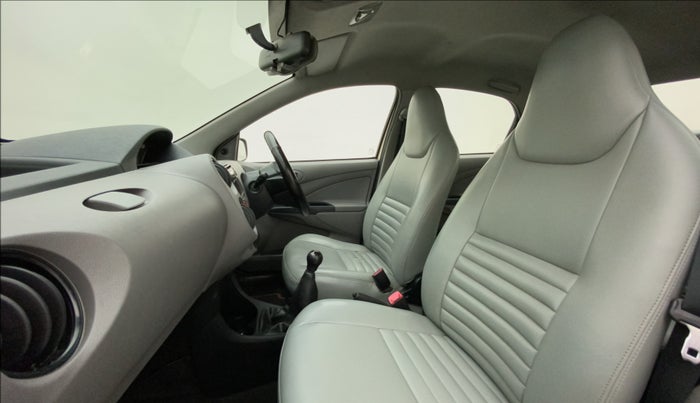 2011 Toyota Etios G, Petrol, Manual, 1,00,303 km, Right Side Front Door Cabin