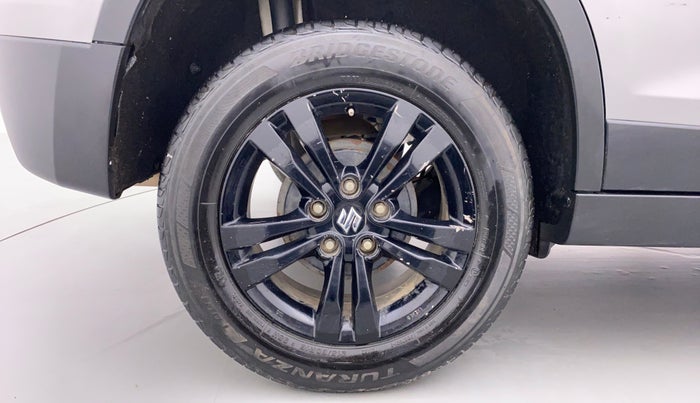 2018 Maruti Vitara Brezza ZDI AMT, Diesel, Automatic, 98,309 km, Right Rear Wheel