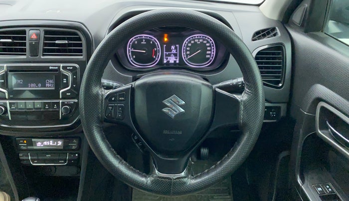 2018 Maruti Vitara Brezza ZDI AMT, Diesel, Automatic, 98,309 km, Steering Wheel Close Up