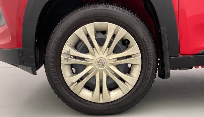 2020 Mahindra KUV 100 NXT K6+ P 6 STR, Petrol, Manual, 60,172 km, Left Front Wheel