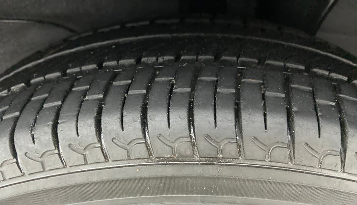 2019 Hyundai NEW SANTRO SPORTZ 1.1, Petrol, Manual, 10,632 km, Left Rear Tyre Tread