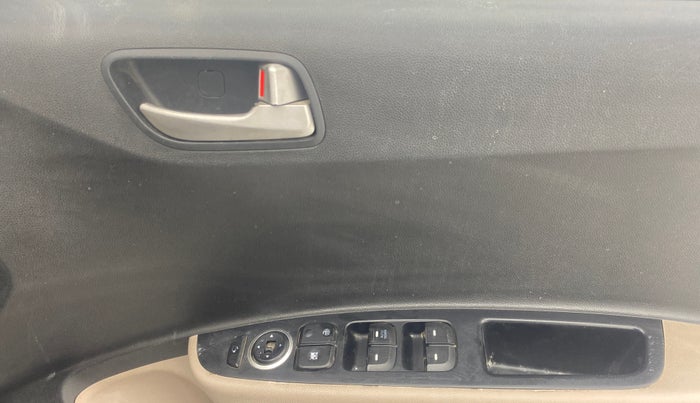 2014 Hyundai Grand i10 SPORTZ 1.1 CRDI, Diesel, Manual, 93,978 km, Driver Side Door Panels Control