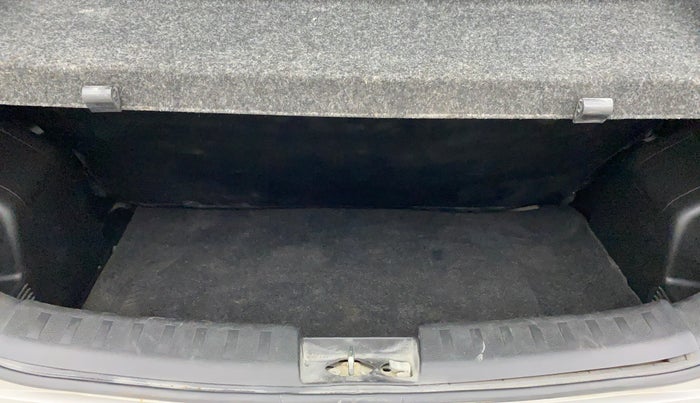 2012 Maruti Swift VXI, Petrol, Manual, 79,695 km, Boot Inside