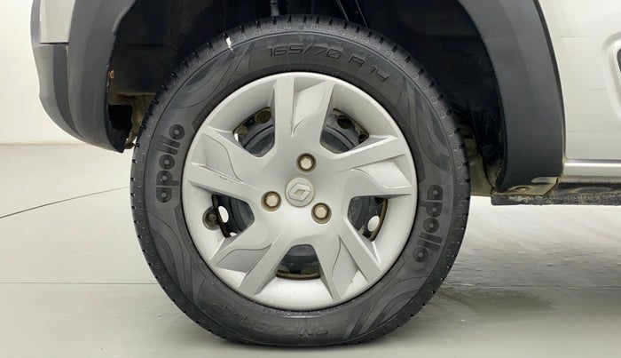 2020 Renault Kwid 1.0 RXT Opt AT, Petrol, Automatic, 13,095 km, Right Rear Wheel