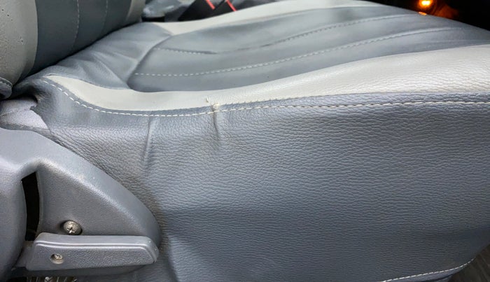 2015 Maruti Alto 800 LXI, Petrol, Manual, 31,998 km, Driver Side Adjustment Panel