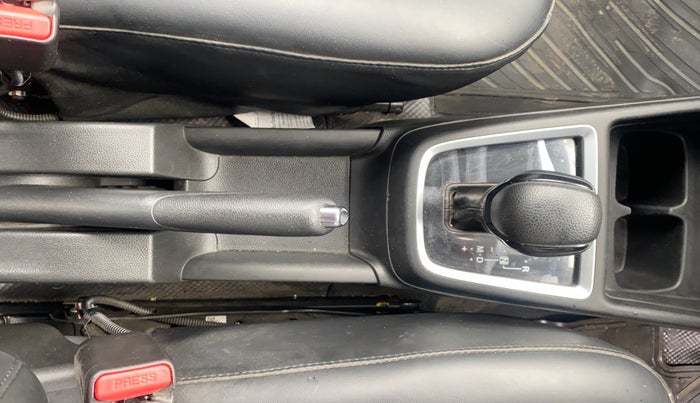 2021 Maruti Swift ZXI AMT, Petrol, Automatic, 40,335 km, Gear Lever