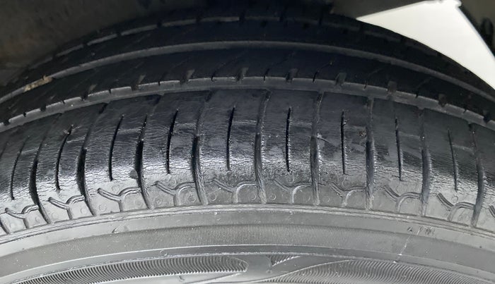 2019 Hyundai NEW SANTRO SPORTZ 1.1, Petrol, Manual, 48,934 km, Left Rear Tyre Tread