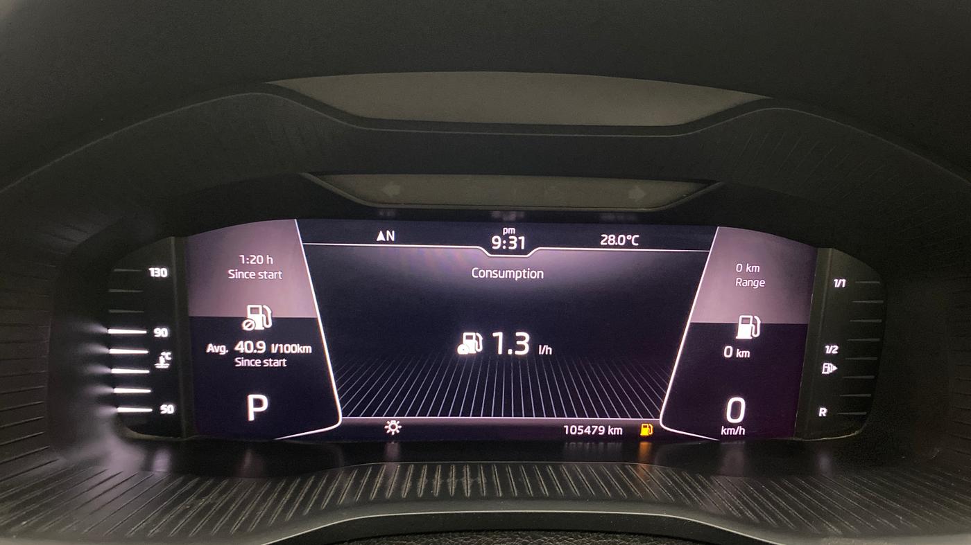 2020 Skoda Karoq STYLE 1.5 TSI AT, Petrol, Automatic, 1,05,516 km, Odometer Image