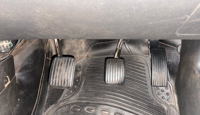 2015 Hyundai Grand i10 ASTA 1.2 KAPPA VTVT, CNG, Manual, 78,834 km, Pedals