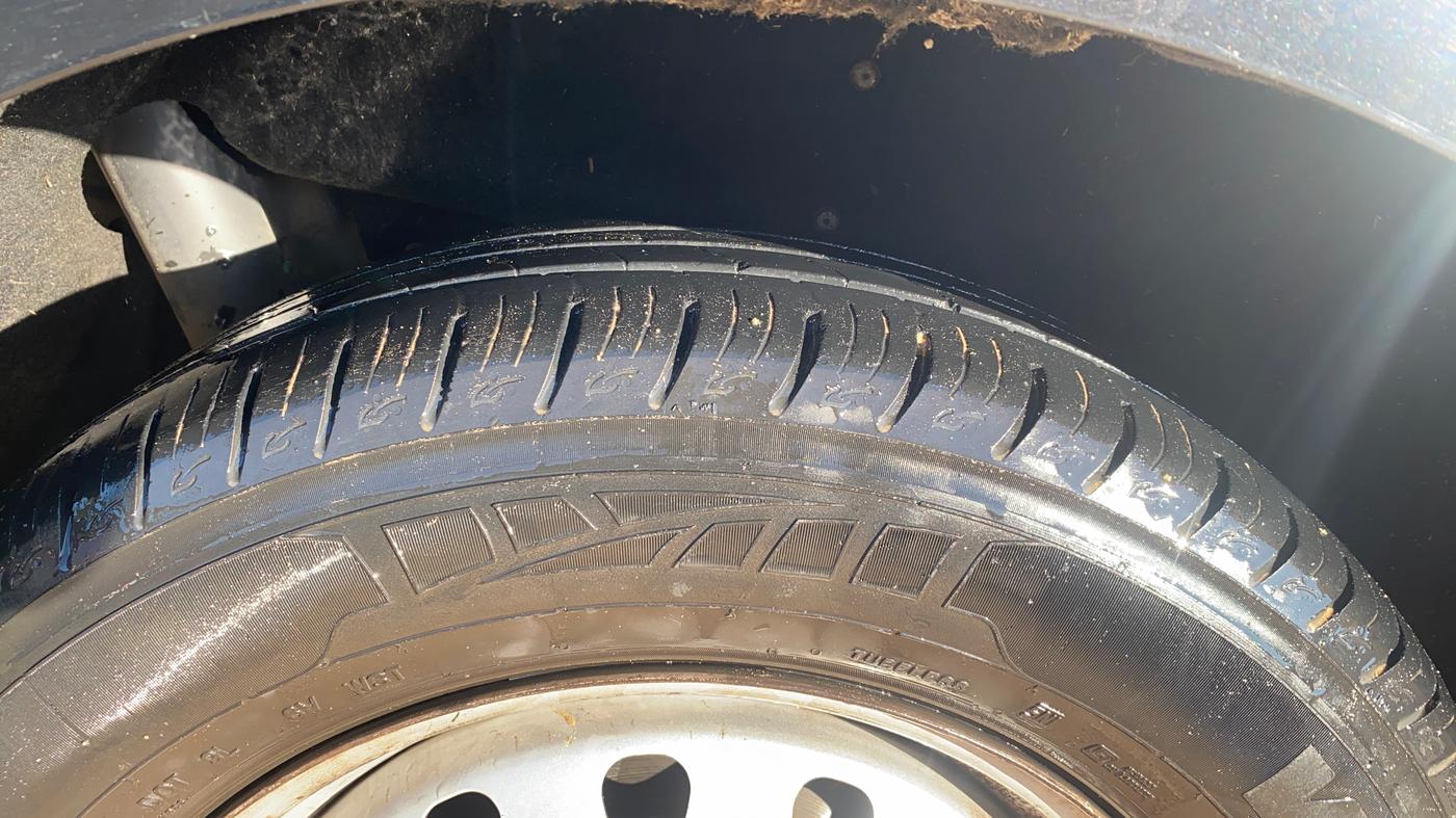 2019 Mahindra MARAZZO M2 8 STR, Diesel, Manual, 84,800 km, Right Rear Tyre Tread