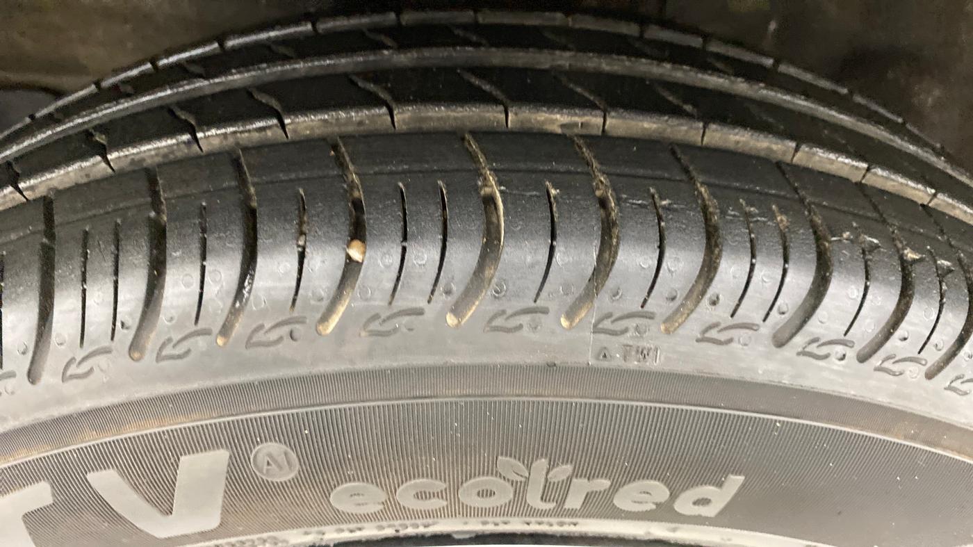 2022 Maruti S PRESSO VXI PLUS, Petrol, Manual, 6,068 km, Left Front Tyre Tread