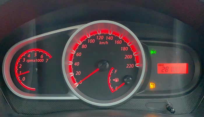 2013 Ford Figo 1.2 TITANIUM DURATEC, Petrol, Manual, 28,257 km, Odometer Image