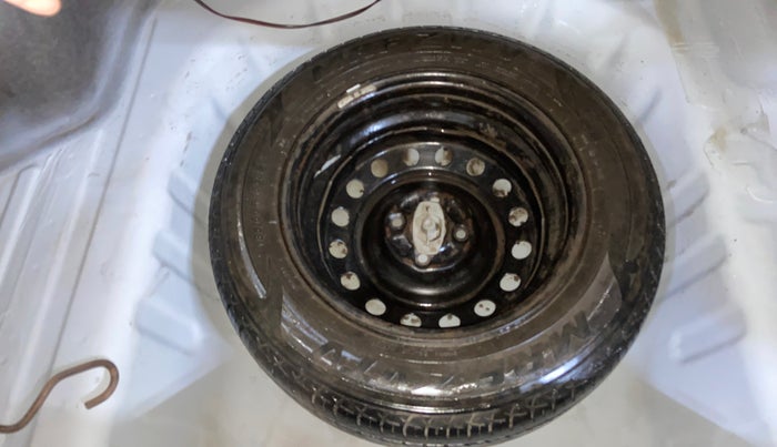 2017 Maruti Ciaz ALPHA DIESEL 1.3, Diesel, Manual, 1,39,590 km, Spare Tyre