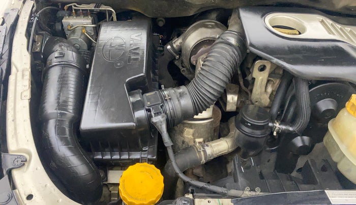 2017 Tata Hexa XTA 4X2 6 STR, Diesel, Automatic, 95,880 km, Engine View - Right