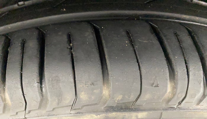 2016 Ford Ecosport TITANIUM 1.5L PETROL, Petrol, Manual, 82,030 km, Right Front Tyre Tread