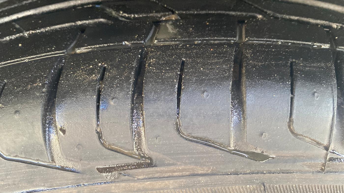 2022 Tata NEXON XZ PLUS PETROL, Petrol, Manual, 92,485 km, Right Front Tyre Tread