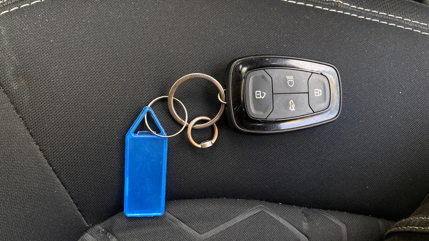 2022 Tata NEXON XZ PLUS PETROL, Petrol, Manual, 92,485 km, Key Close Up