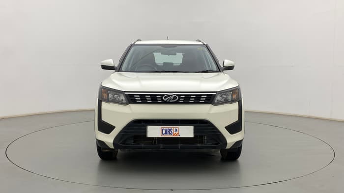 2020 Mahindra XUV300 W6 1.5 DIESEL, Diesel, Manual, 52,052 km, Front