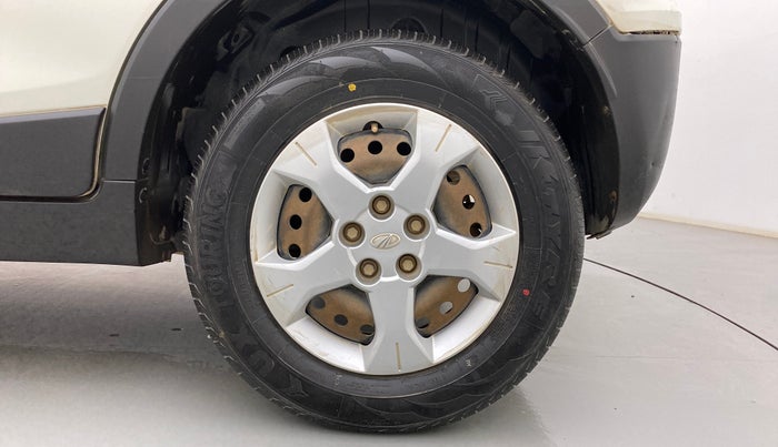 2020 Mahindra XUV300 W6 1.5 DIESEL, Diesel, Manual, 52,052 km, Left Rear Wheel