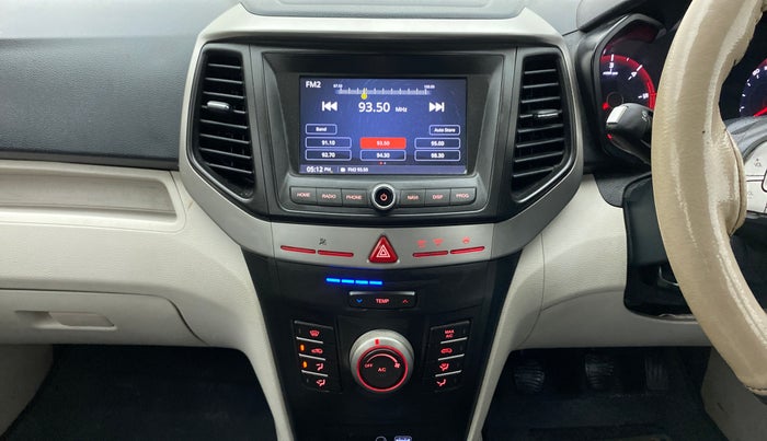 2020 Mahindra XUV300 W6 1.5 DIESEL, Diesel, Manual, 52,052 km, Air Conditioner