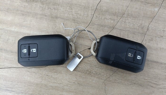 2021 Maruti XL6 ZETA AT, Petrol, Automatic, 32,349 km, Key Close Up