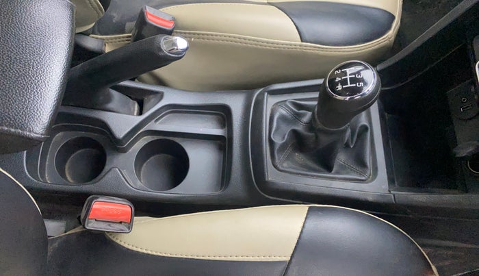 2022 Toyota URBAN CRUISER PREMIUM GRADE MT, Petrol, Manual, 20,962 km, Gear Lever