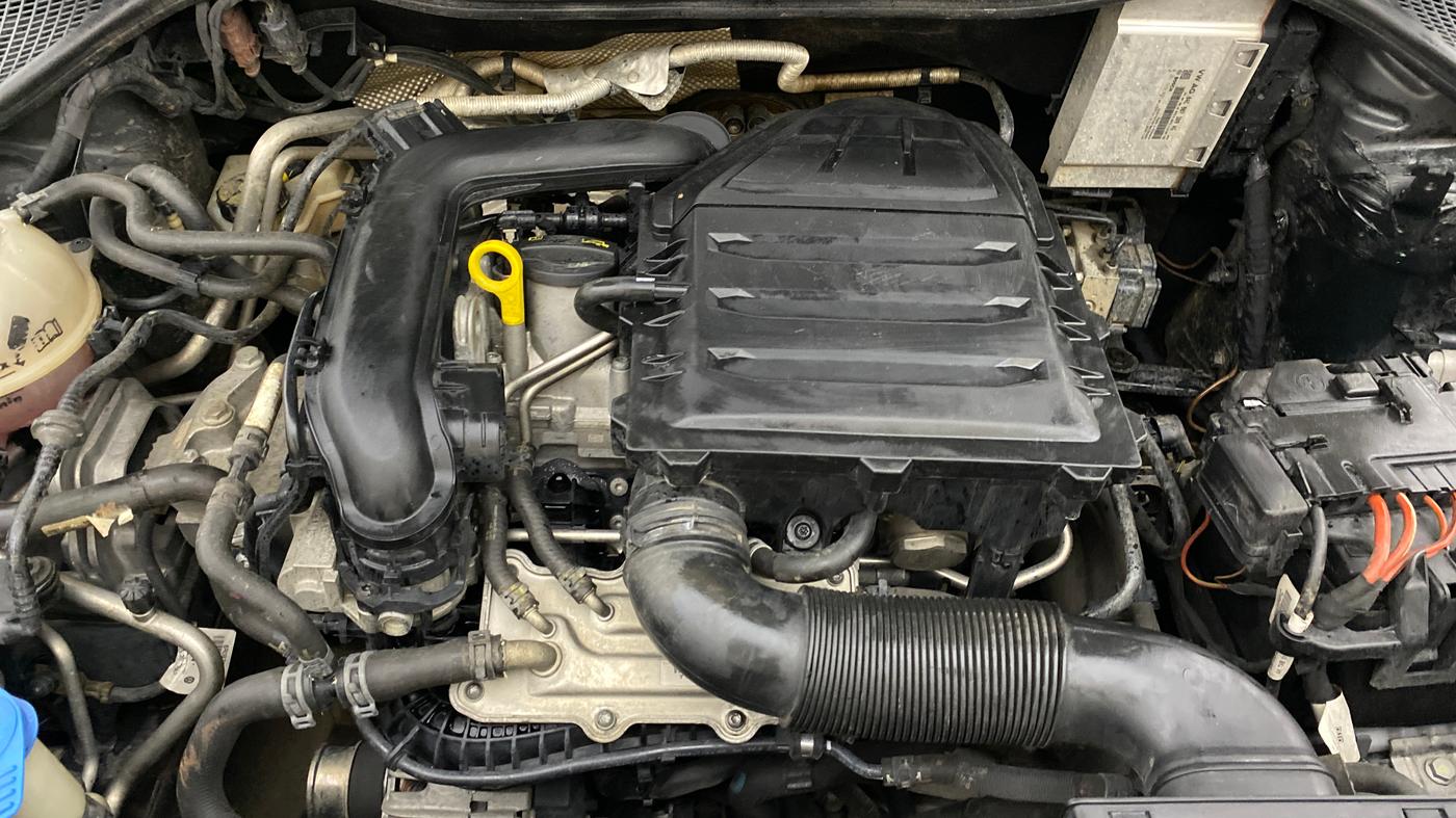 2020 Volkswagen Polo HIGHLINE PLUS 1.0, Petrol, Manual, 72,305 km, Engine View