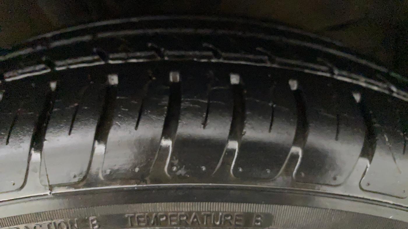 2018 Maruti Dzire VXI, Petrol, Manual, 18,285 km, Left Rear Tyre Tread