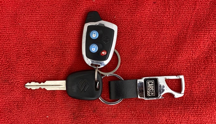 2019 Maruti Alto LXI, Petrol, Manual, 37,689 km, Key Close Up