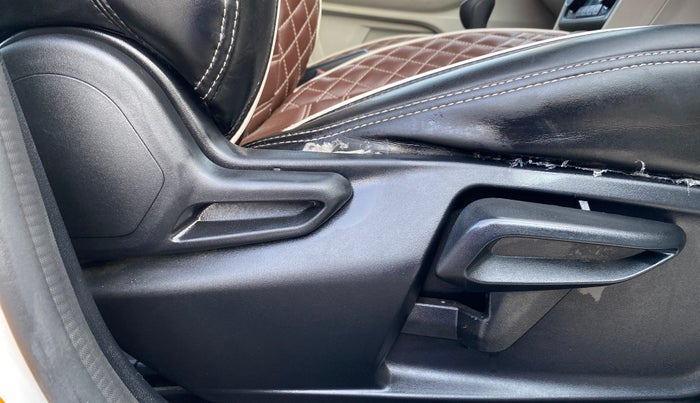 2024 Tata Tiago XZ PLUS CNG, CNG, Manual, 41,917 km, Driver Side Adjustment Panel