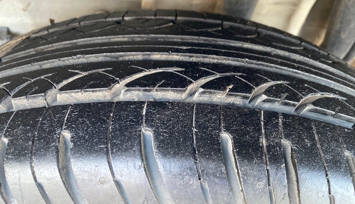 2024 Tata Tiago XZ PLUS CNG, CNG, Manual, 41,917 km, Left Rear Tyre Tread