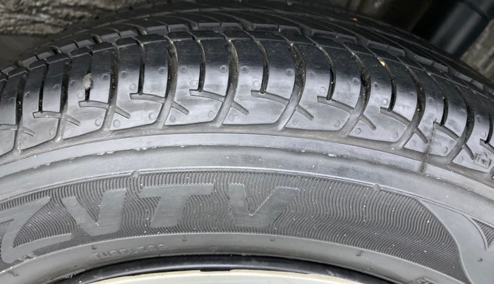 2020 Maruti New Wagon-R VXI 1.0, Petrol, Manual, 901 km, Left Rear Tyre Tread