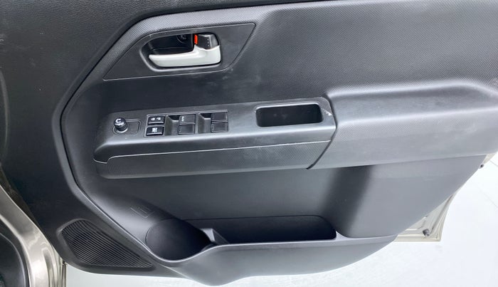 2020 Maruti New Wagon-R VXI 1.0, Petrol, Manual, 901 km, Driver Side Door Panels Control