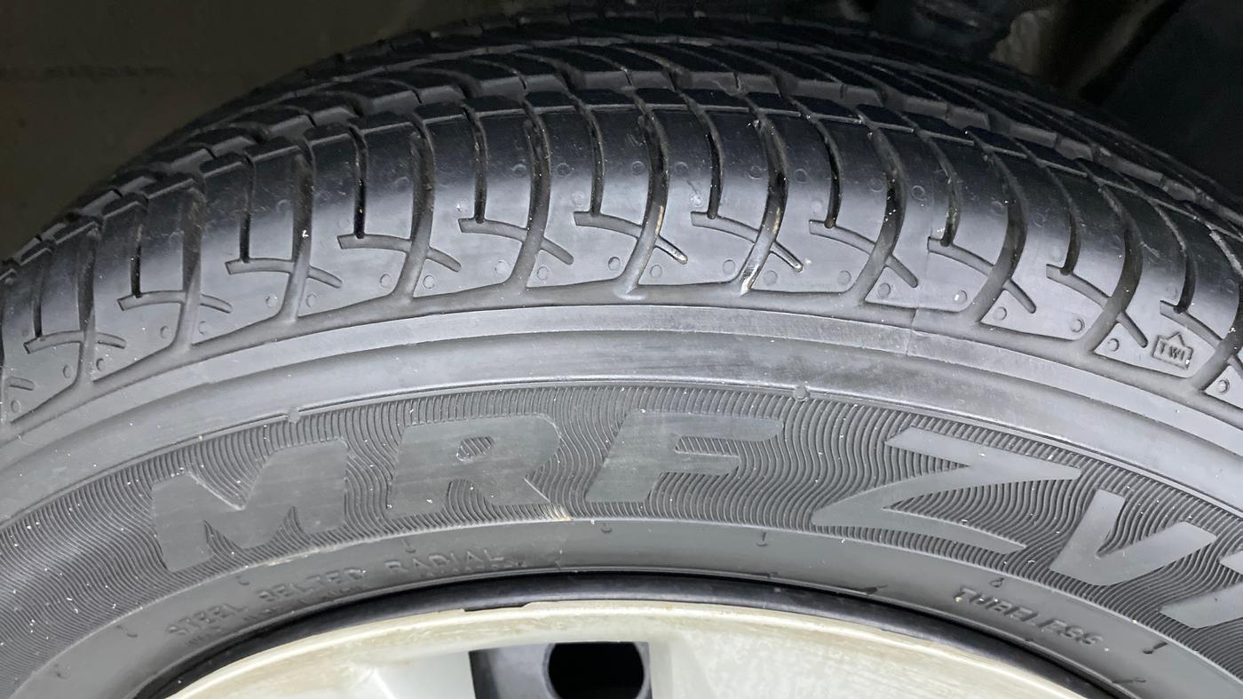 2020 Maruti New Wagon-R VXI 1.0, Petrol, Manual, 901 km, Right Front Tyre Tread