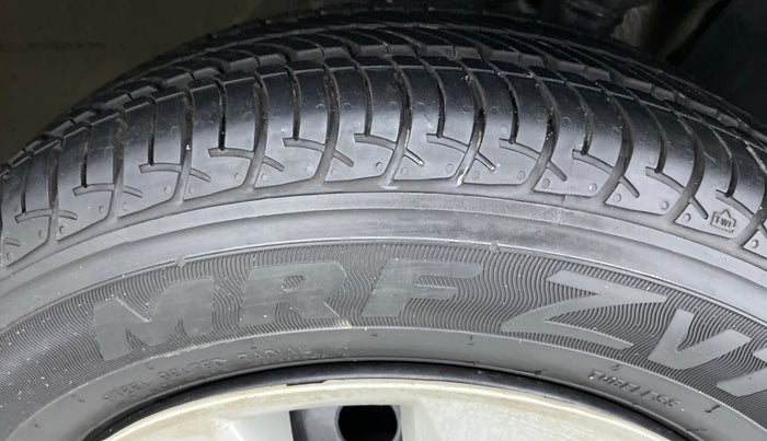 2020 Maruti New Wagon-R VXI 1.0, Petrol, Manual, 901 km, Right Front Tyre Tread