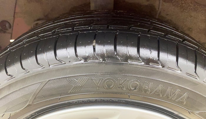 2019 Hyundai Grand i10 SPORTZ 1.2 KAPPA VTVT, Petrol, Manual, 34,936 km, Right Rear Tyre Tread