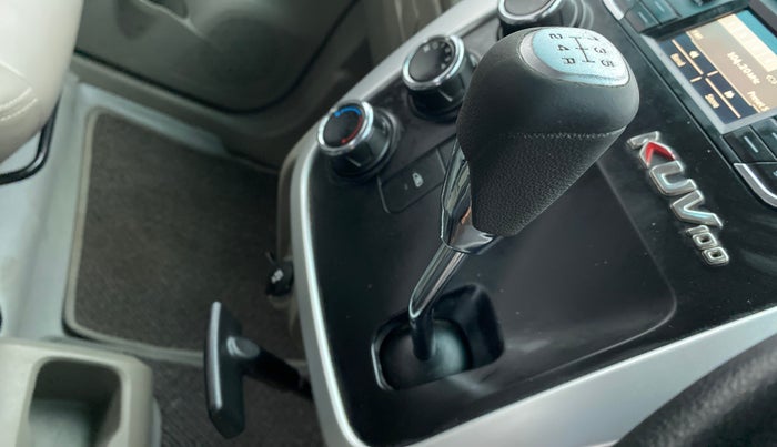 2016 Mahindra Kuv100 K6 5 STR, Petrol, Manual, 41,808 km, Gear Lever