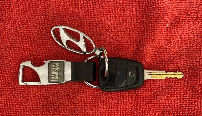 2019 Hyundai NEW SANTRO ASTA MT, Petrol, Manual, 36,643 km, Key Close Up