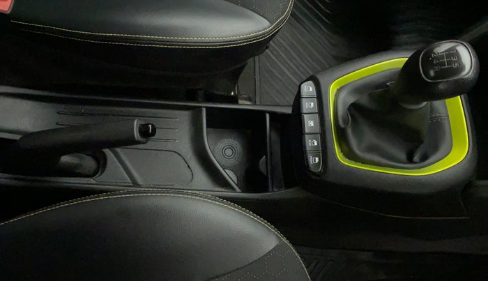 2019 Hyundai NEW SANTRO ASTA MT, Petrol, Manual, 36,643 km, Gear Lever