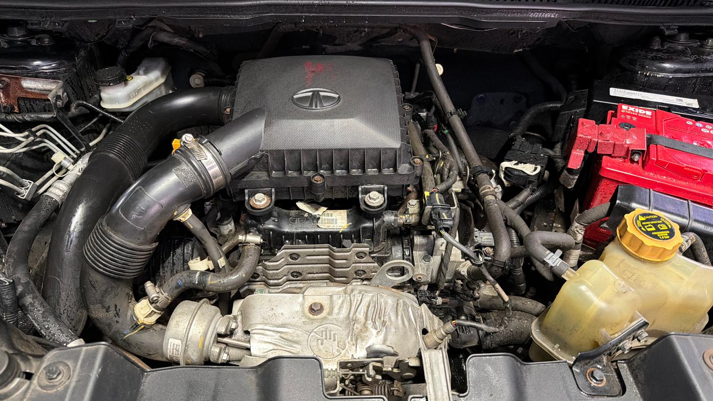 2021 Tata NEXON XZ PLUS (O) PETROL DARK EDITION, Petrol, Manual, 39,083 km, Engine View