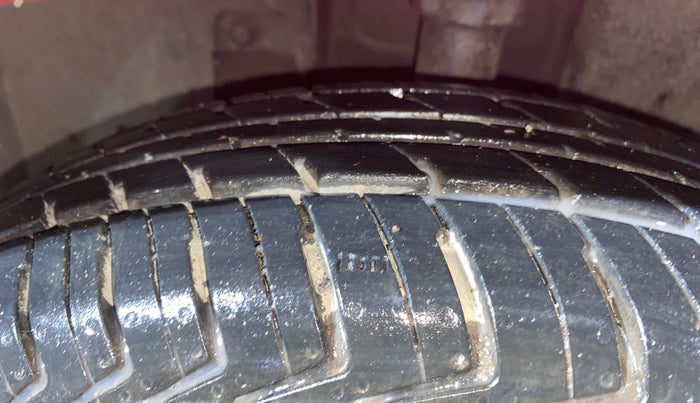2017 Datsun Redi Go T (O), Petrol, Manual, 19,725 km, Left Front Tyre Tread