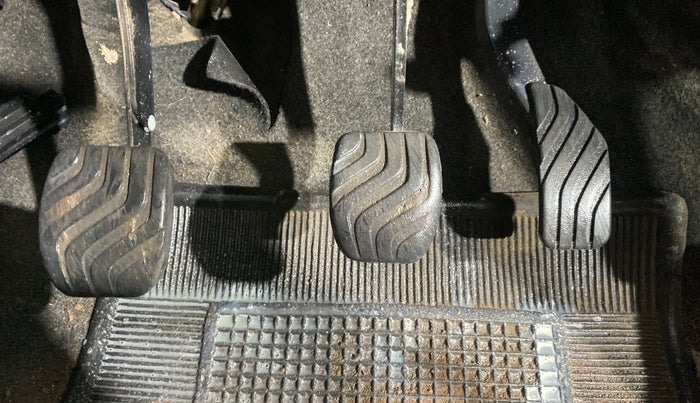 2017 Datsun Redi Go T (O), Petrol, Manual, 19,725 km, Pedals