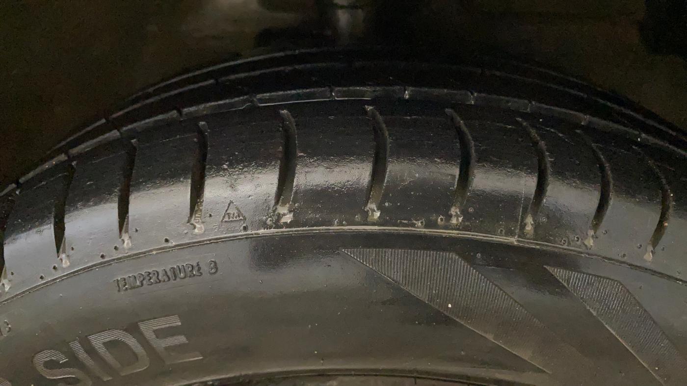 2015 Maruti Celerio ZXI AMT, Petrol, Automatic, 46,983 km, Right Front Tyre Tread
