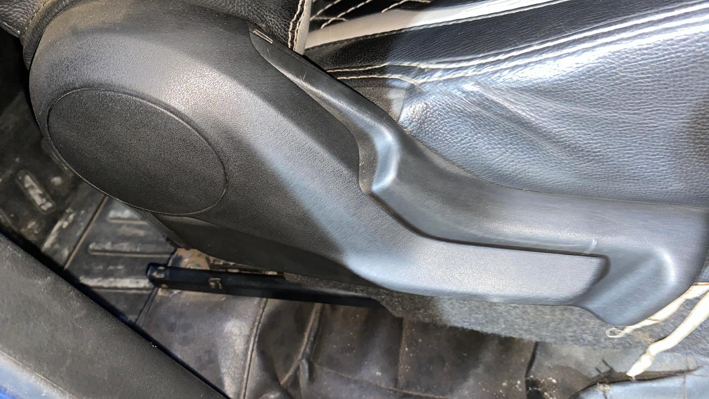 2022 Maruti IGNIS ZETA 1.2, Petrol, Manual, 83,400 km, Driver Side Adjustment Panel