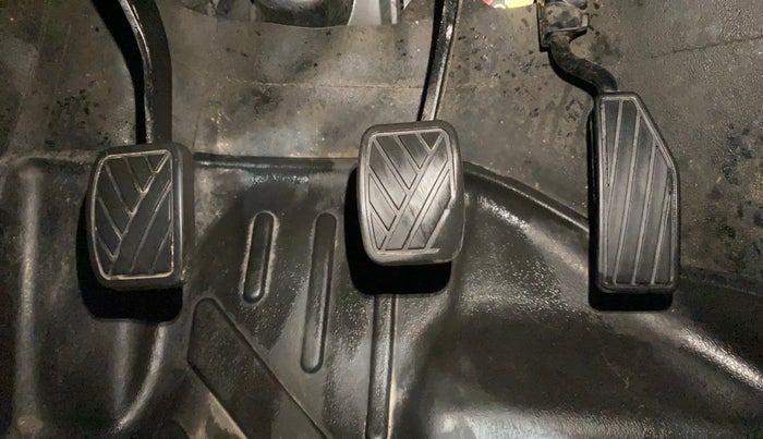 2022 Maruti IGNIS ZETA 1.2, Petrol, Manual, 83,400 km, Pedals