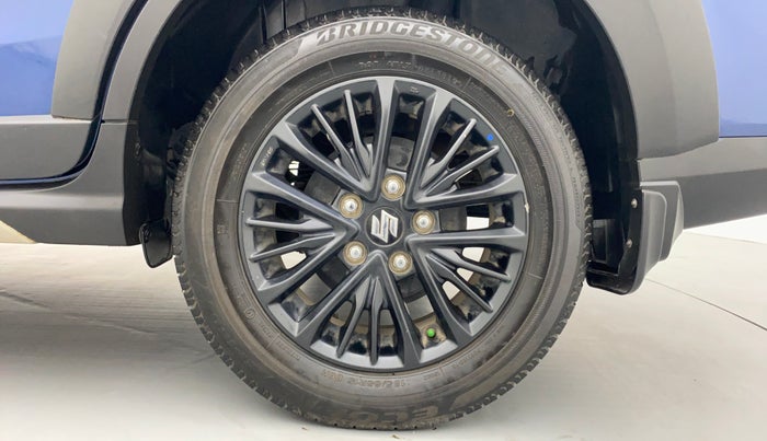 2019 Maruti XL6 ALPHA SHVS  MT, Petrol, Manual, 24,042 km, Left Rear Wheel